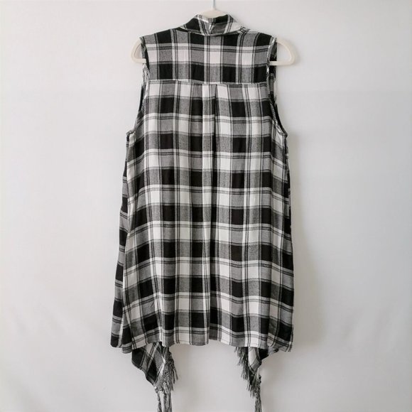 Umgee USA Womens Black & White Sleeveless Fringed Checked Cardigan Vest Size M - Picture 4 of 7